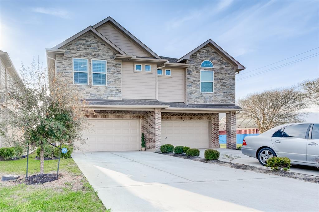 529 N 6th Street, La Porte, Texas image 2