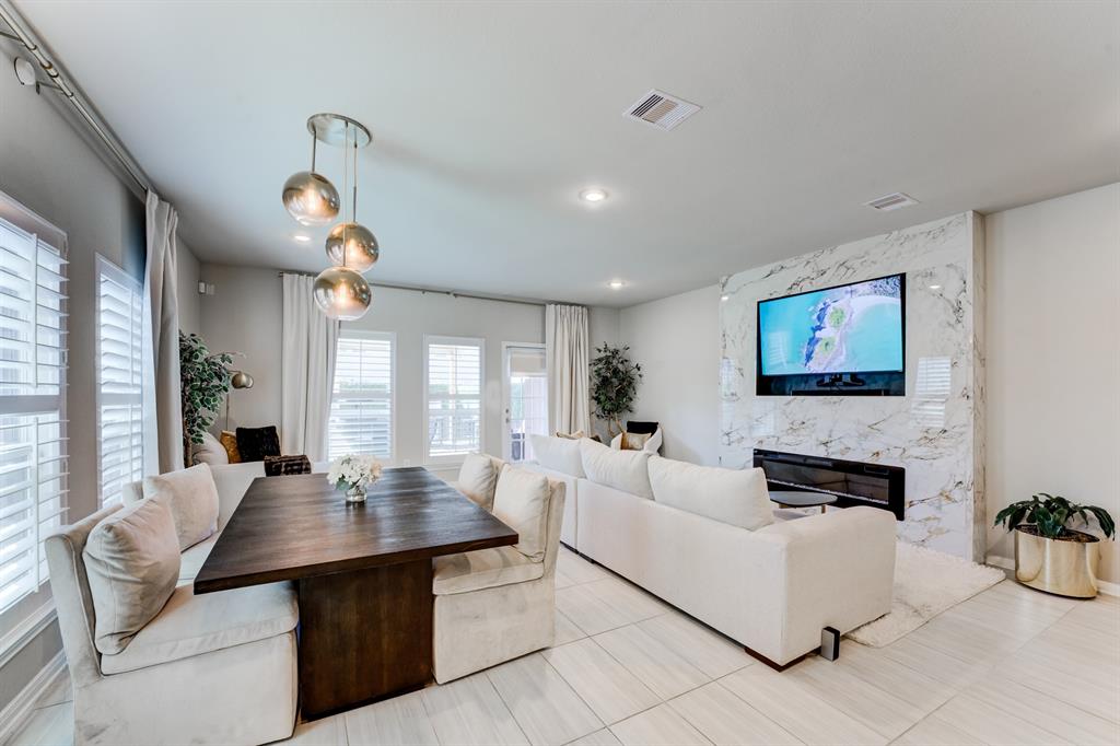 529 N 6th Street, La Porte, Texas image 7
