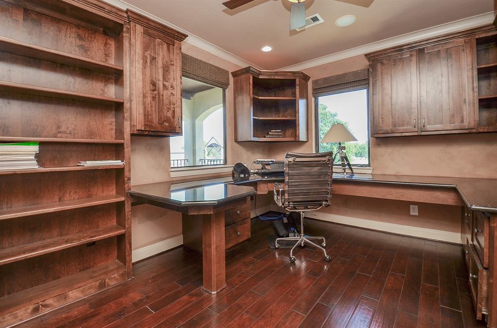 12316 Oak Bend Circle, Conroe, Texas image 24