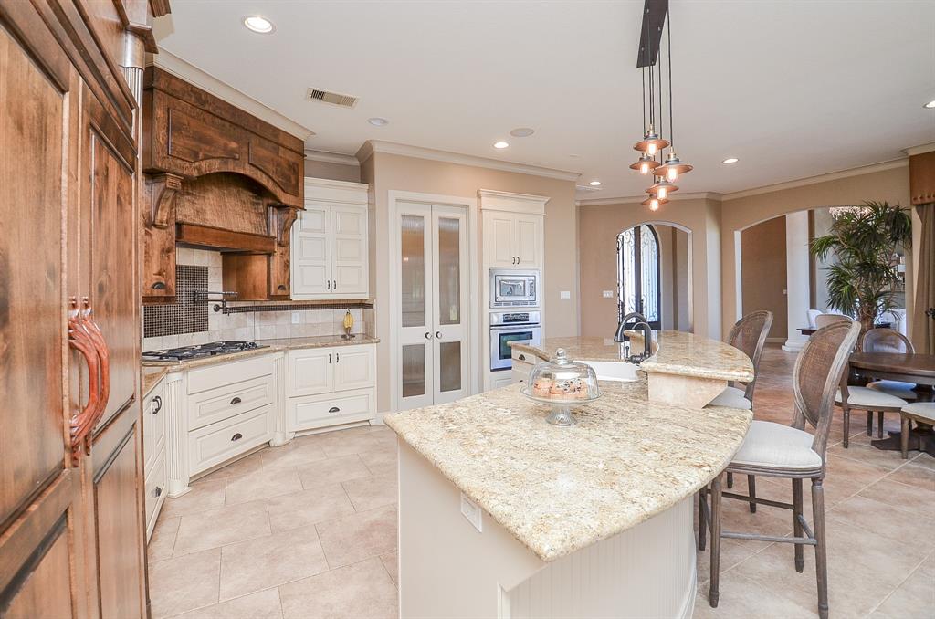 12316 Oak Bend Circle, Conroe, Texas image 13