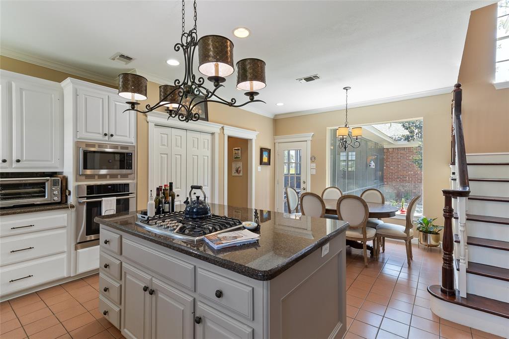 51 Oak Hollow Circle, Lake Jackson, Texas image 16