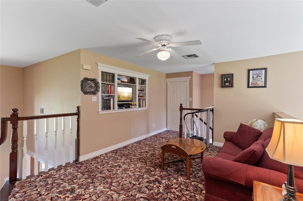 51 Oak Hollow Circle, Lake Jackson, Texas image 37