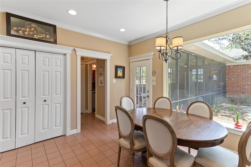 51 Oak Hollow Circle, Lake Jackson, Texas image 38