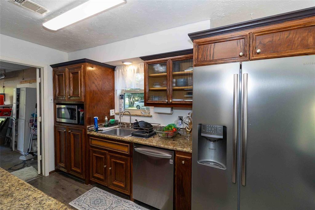 24026 Griffin House Lane, Katy, Texas image 13