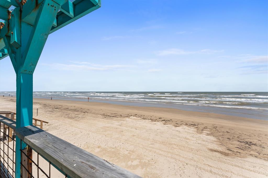 523 Blue Water Highway, Surfside Beach, Texas image 5