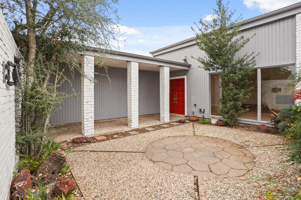 5521 Shadow Crest Street, Houston, Texas image 3