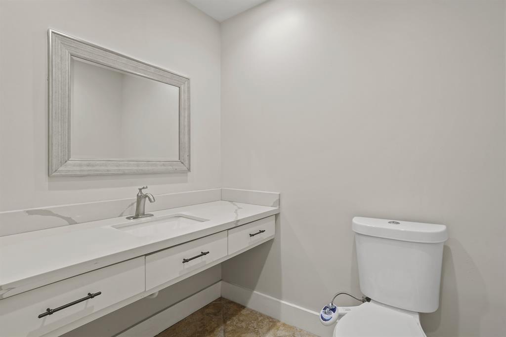 5521 Shadow Crest Street, Houston, Texas image 16