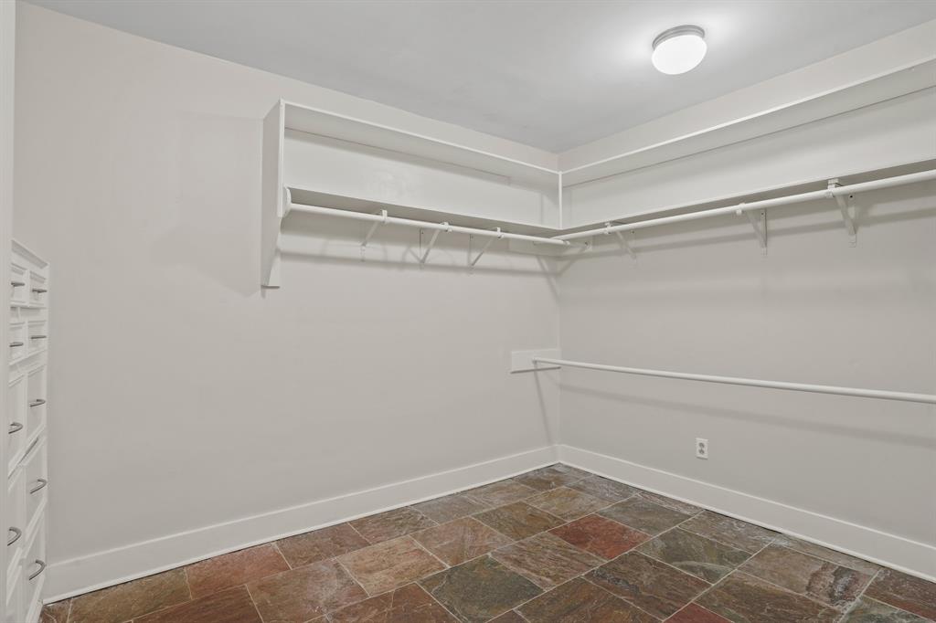 5521 Shadow Crest Street, Houston, Texas image 21