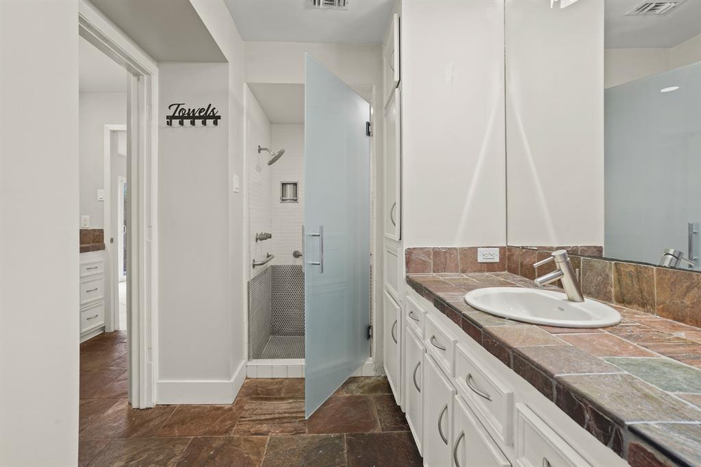 5521 Shadow Crest Street, Houston, Texas image 20