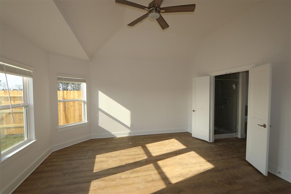 21407 Villa Spruce Lane, Tomball, Texas image 9