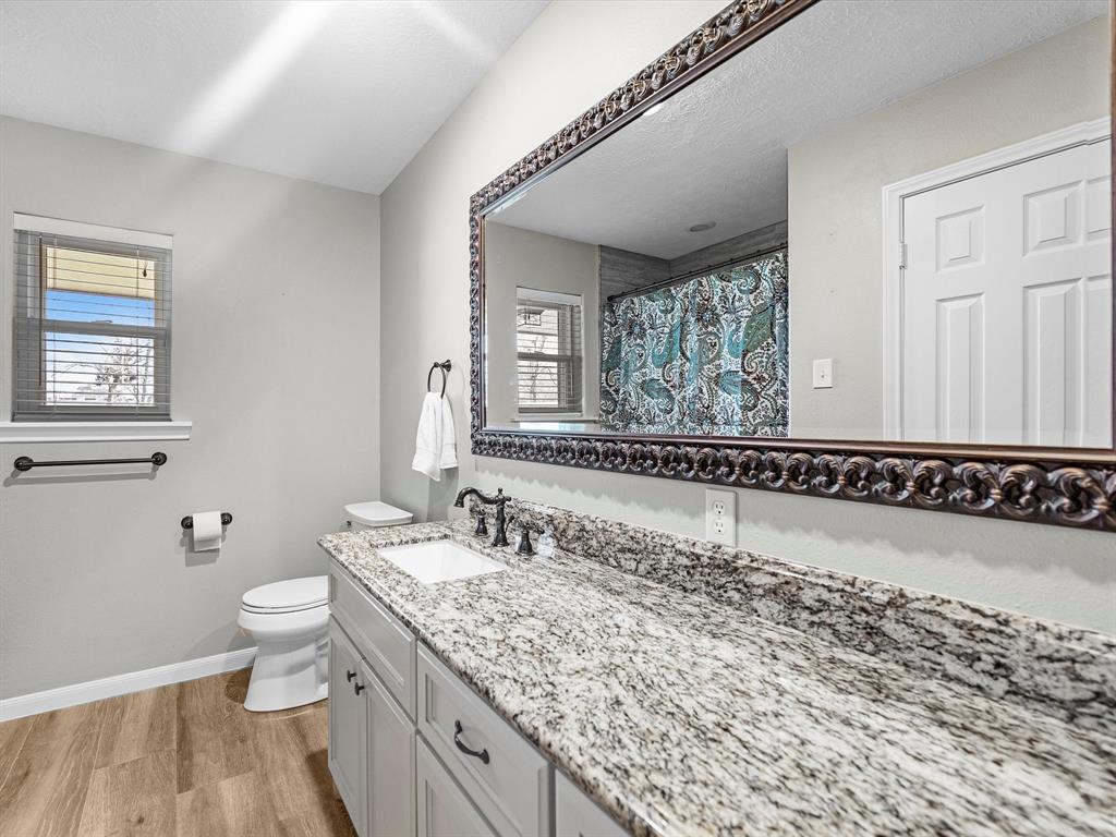 316 N Magnolia Street, Highlands, Texas image 16