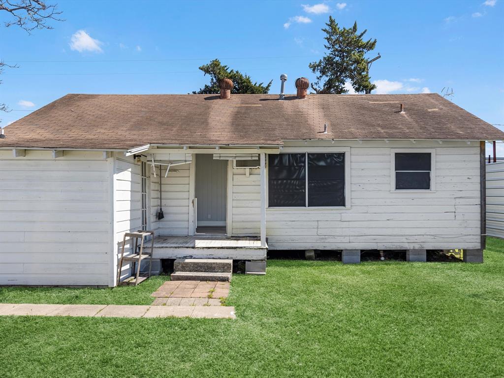 316 N Magnolia Street, Highlands, Texas image 24