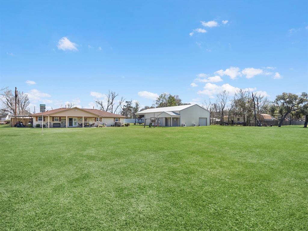 316 N Magnolia Street, Highlands, Texas image 30