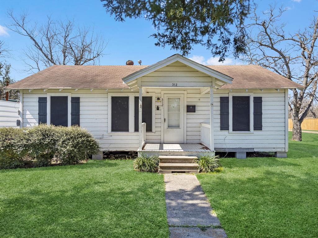 316 N Magnolia Street, Highlands, Texas image 23