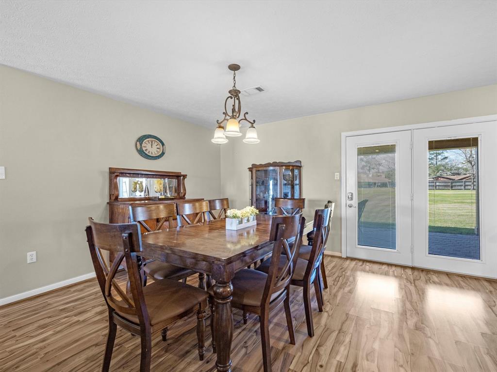 316 N Magnolia Street, Highlands, Texas image 7