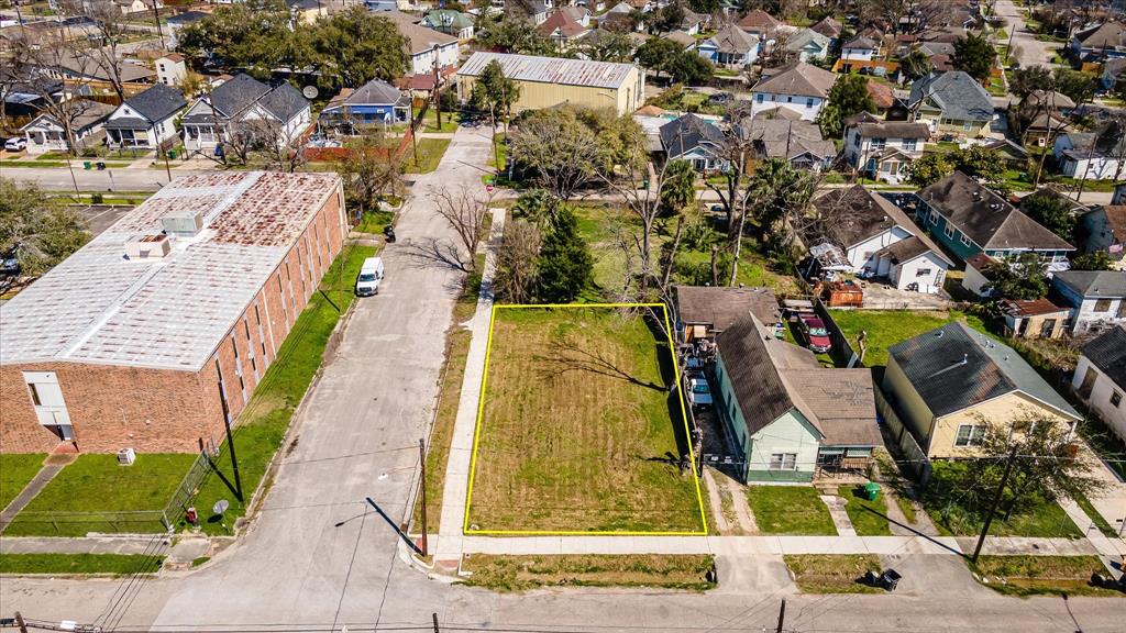 1724 Common Street, Houston, Texas image 11