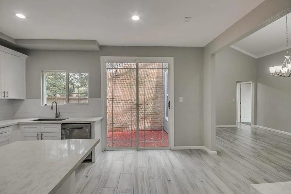 911 Bayou River Drive, Houston, Texas image 13