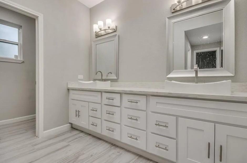 911 Bayou River Drive, Houston, Texas image 30