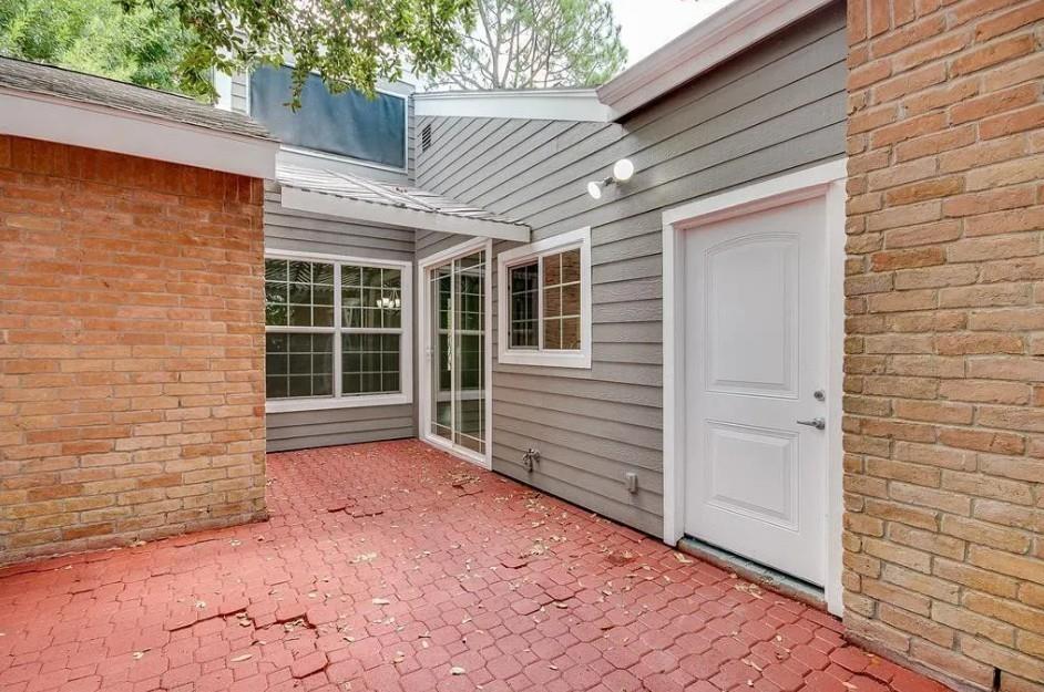 911 Bayou River Drive, Houston, Texas image 36