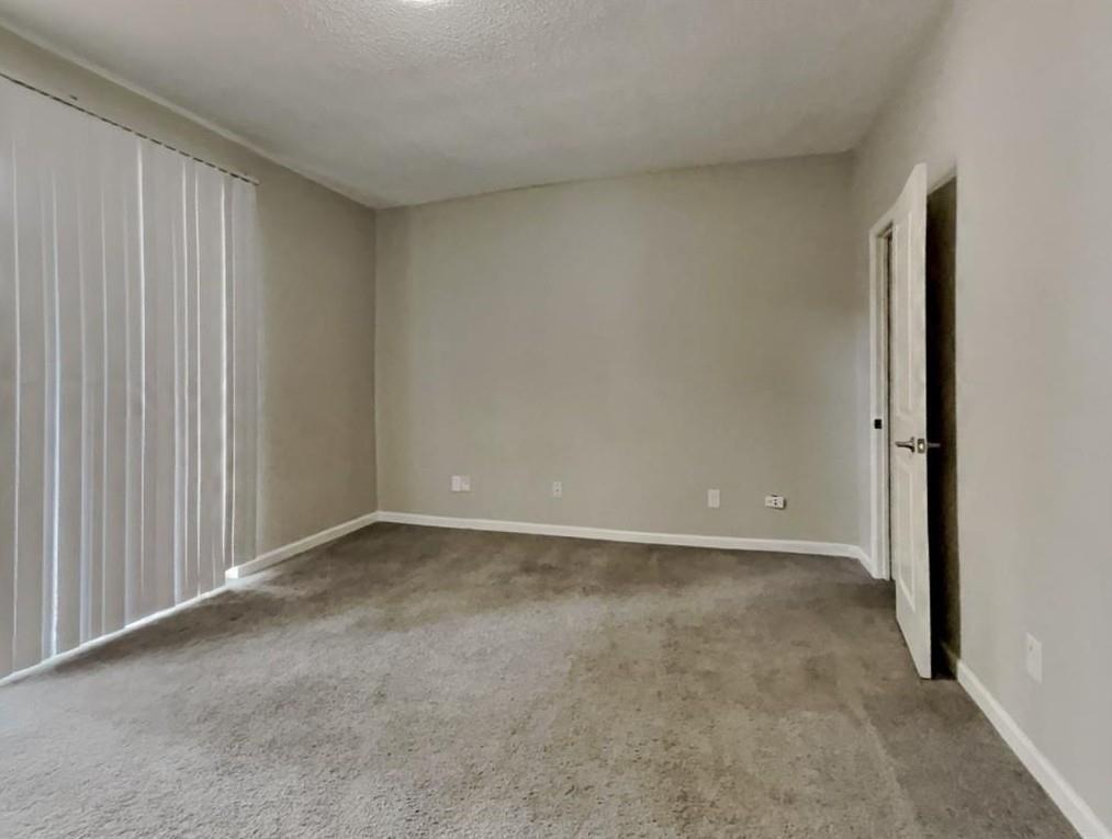 911 Bayou River Drive, Houston, Texas image 23