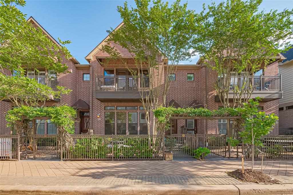 28 Riva Row, Spring, Texas image 1