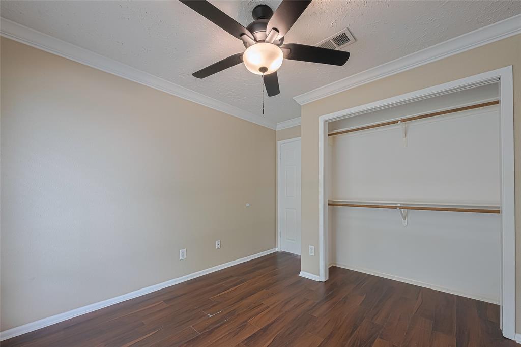 17210 Glenoaks Drive, Conroe, Texas image 7