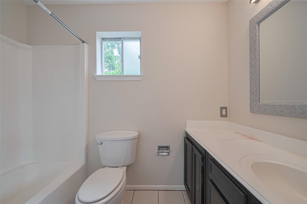 17210 Glenoaks Drive, Conroe, Texas image 15