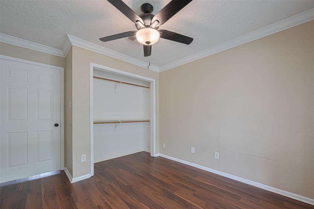 17210 Glenoaks Drive, Conroe, Texas image 16