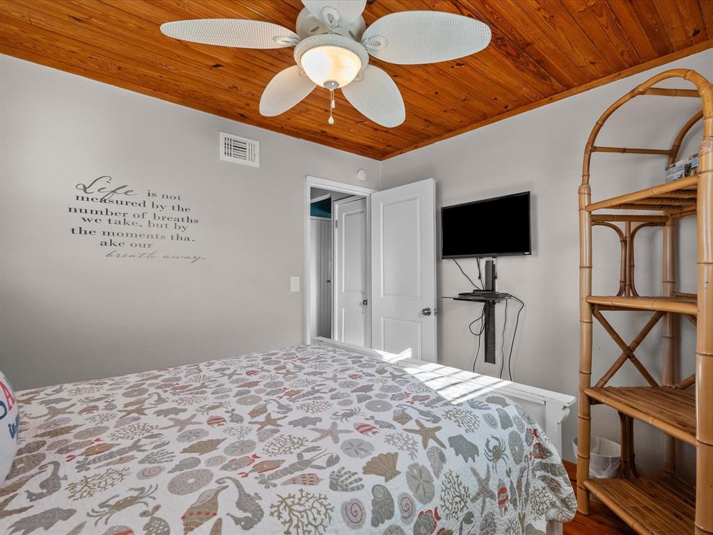 4619 Blue Water Highway, Freeport, Texas image 25