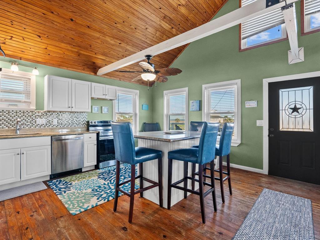 4619 Blue Water Highway, Freeport, Texas image 15