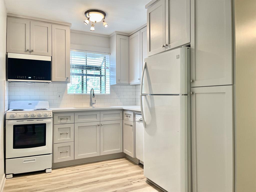 1311 Antoine Drive 144