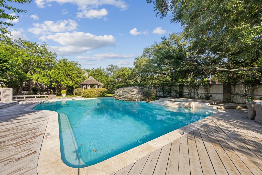 8800 Woodway Drive #15, Houston, Texas image 20