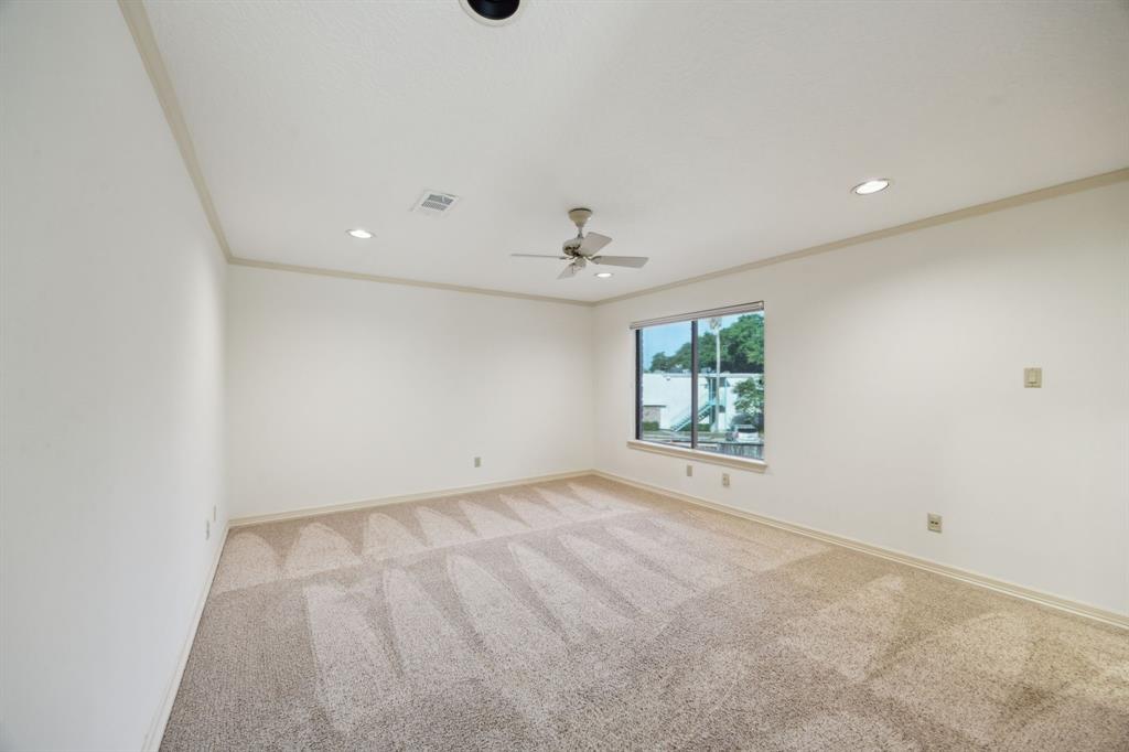 8800 Woodway Drive #15, Houston, Texas image 17