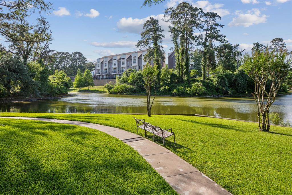 8800 Woodway Drive #15, Houston, Texas image 19