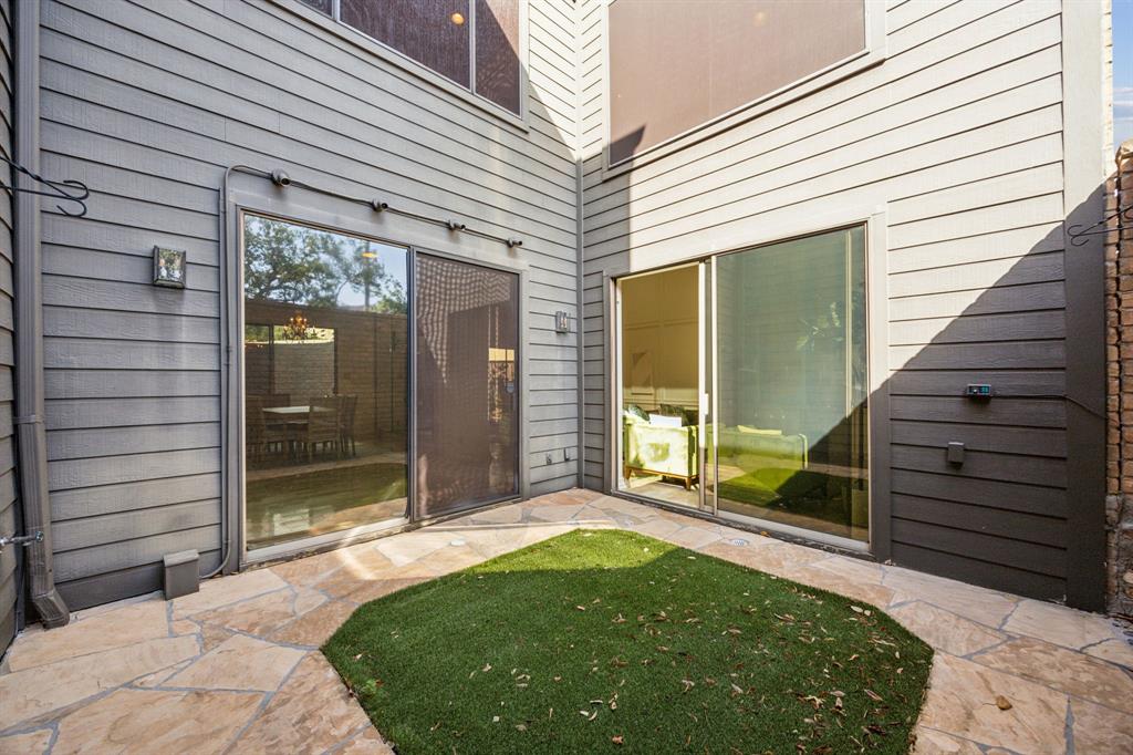 8800 Woodway Drive #15, Houston, Texas image 23