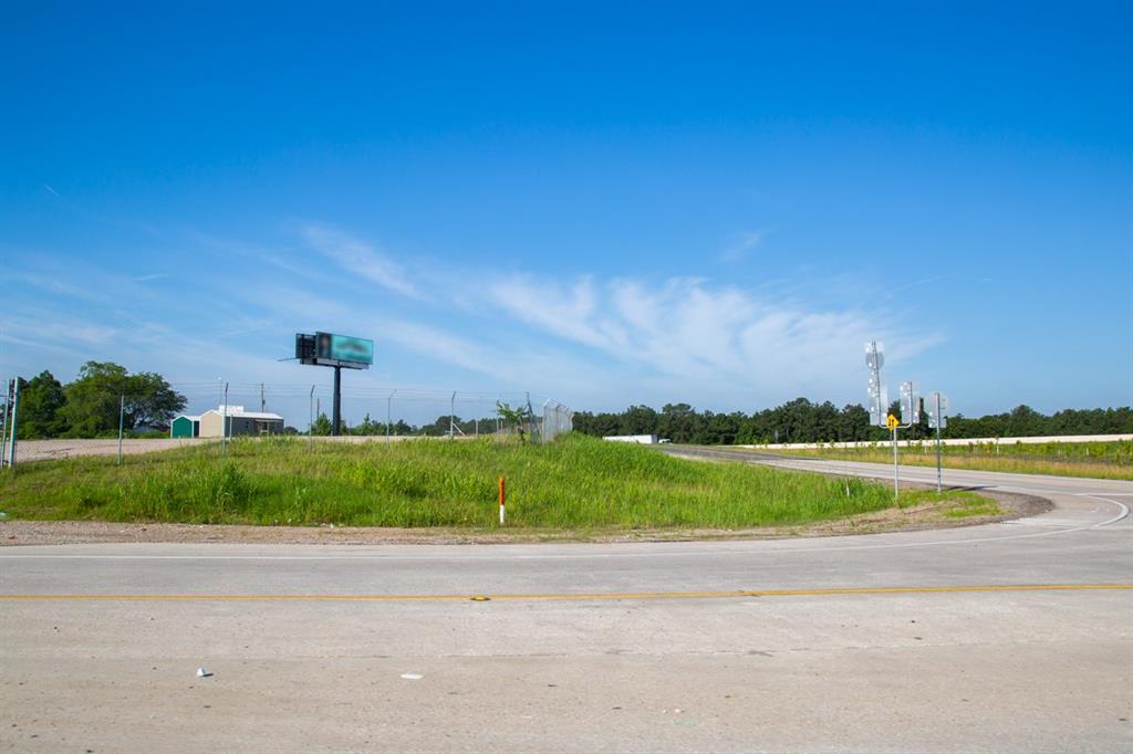 N I-45 N Service Road, New Waverly, Texas image 6