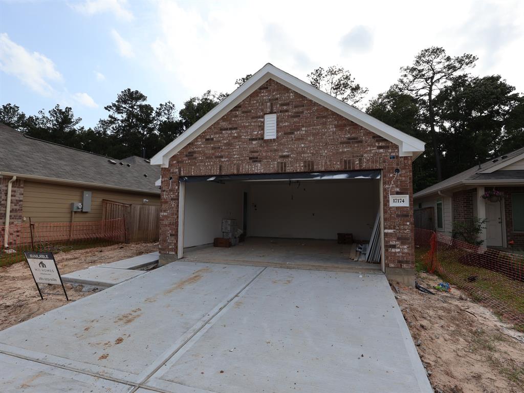 17174 Quaking Aspen Lane, New Caney, Texas image 8