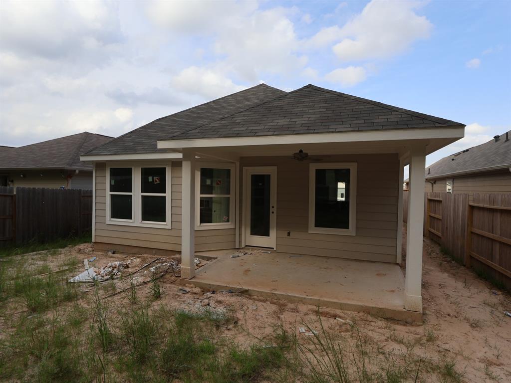 17174 Quaking Aspen Lane, New Caney, Texas image 19