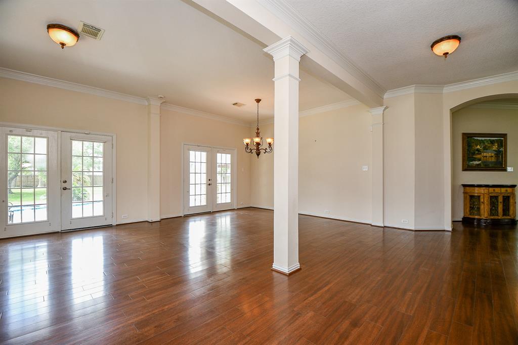 606 S 1st Street St, La Porte, Texas image 9
