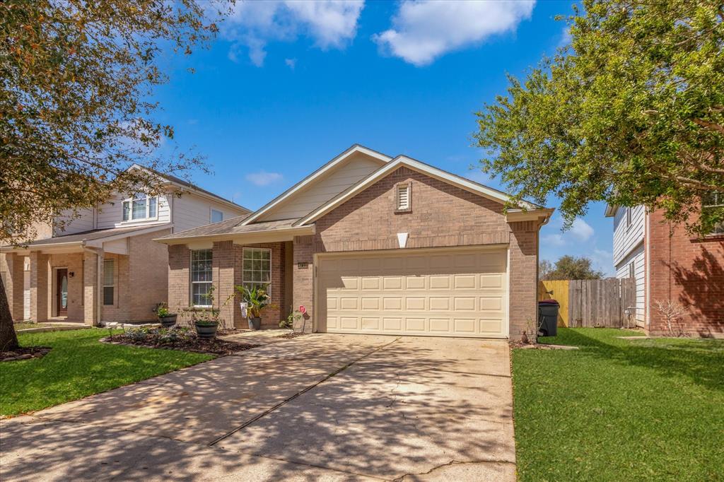 4710 Brazos Point Lane, Fresno, Texas image 2