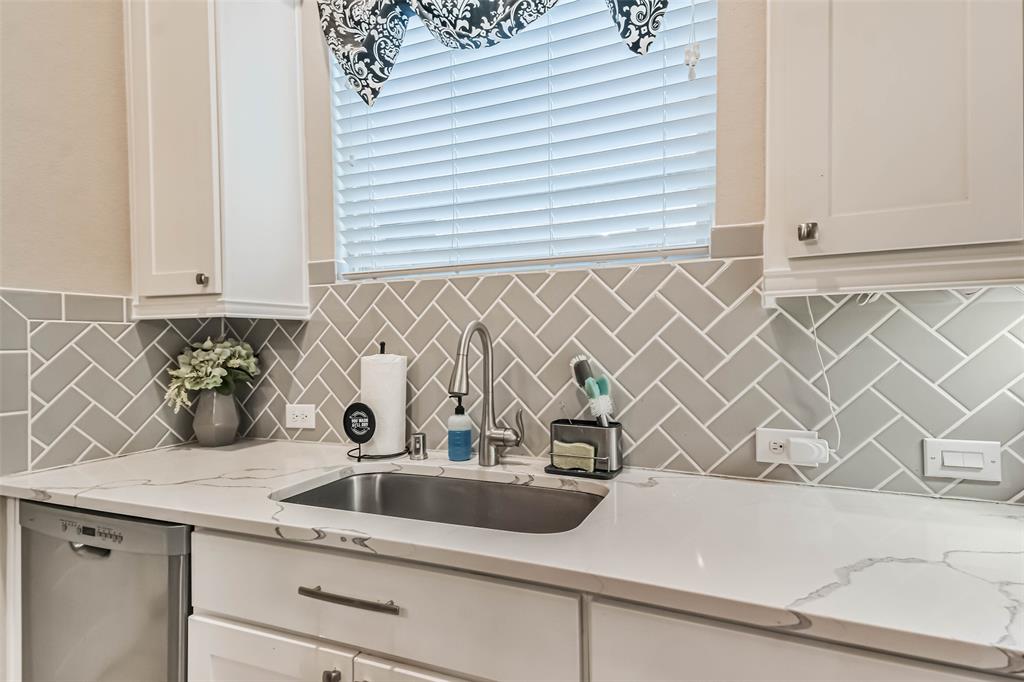 27116 Allenby Park Drive, Magnolia, Texas image 20
