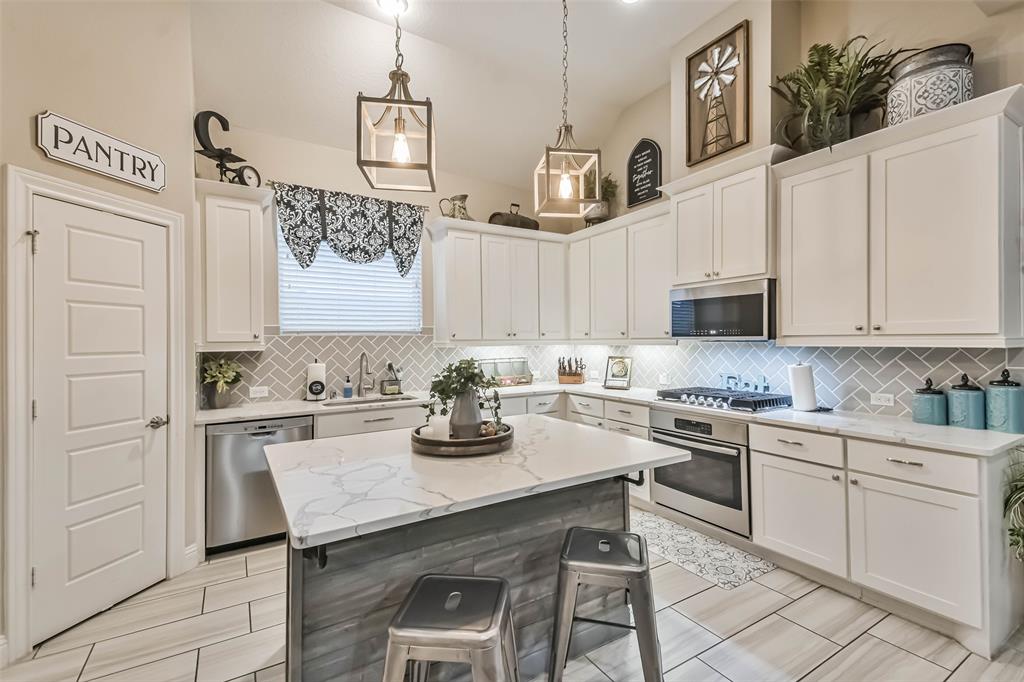 27116 Allenby Park Drive, Magnolia, Texas image 17
