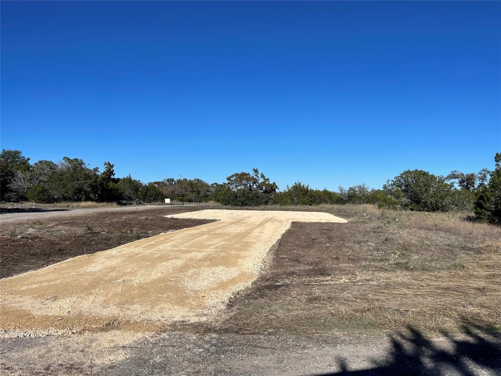 100 Hog Mill Road, Mountain Home, Texas image 3