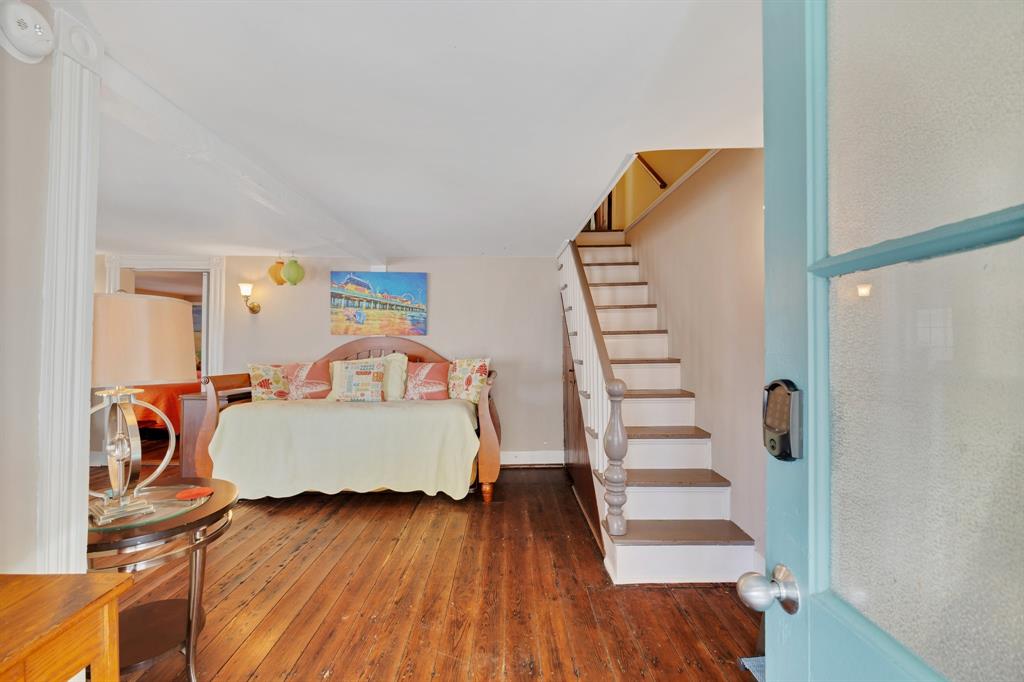 1724 S Ball Street, Galveston, Texas image 14