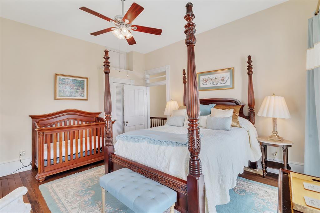1724 S Ball Street, Galveston, Texas image 10