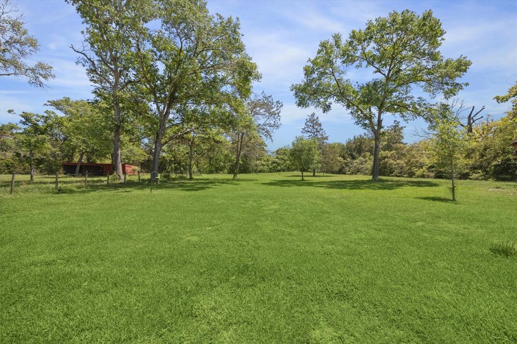 484 High Meadows Road, Bellville, Texas image 27