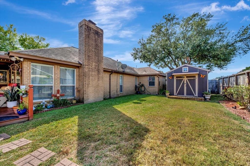 702 Tudor Court, Deer Park, Texas image 32