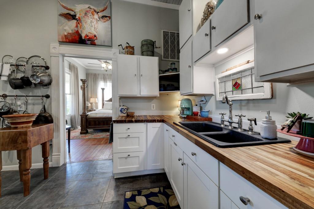 481 N Central Avenue, New Braunfels, Texas image 10