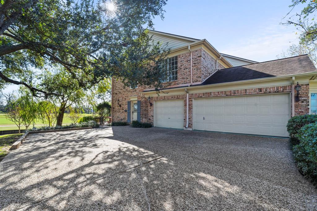 2118 Country Club Boulevard, Sugar Land, Texas image 41