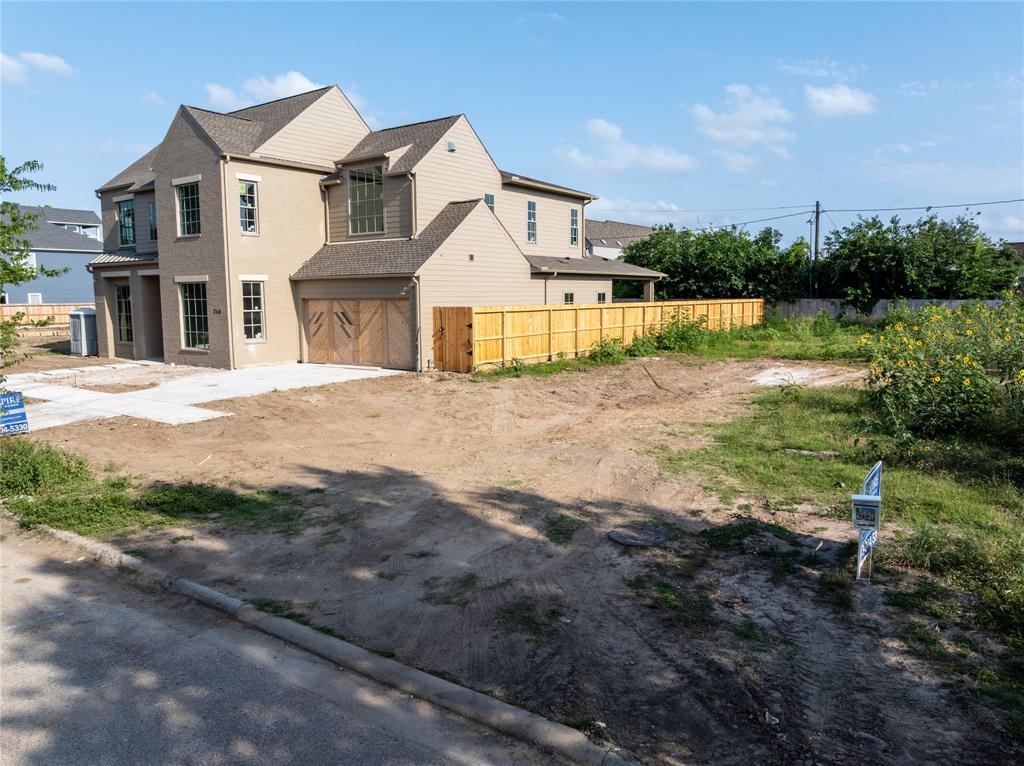710 E 7th Street, Houston, Texas image 3